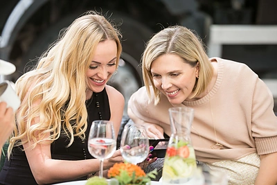 Baiba Skurstenė ir Agnė Bilotaitė / Žygimanto Gedvilos / BNS nuotr.