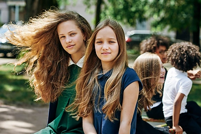 Dizainerės Editos Jankauskienės uniformų kolekcija – geriausi vaikystės prisiminimai iš kiemo