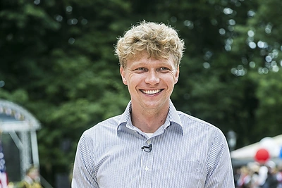 Krepšininkas Mindaugas Kuzminskas – apie savo fotoparodą ir svarbiausius ritualus grįžus namo į Lietuvą