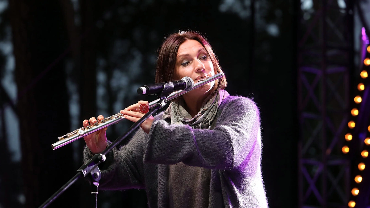 Neda Malūnavičiūtė