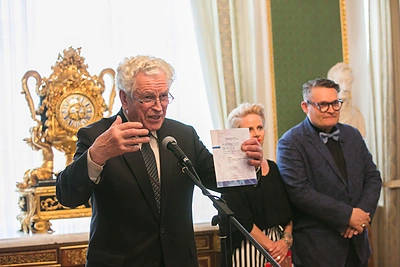 „Portretas ir mada“ parodos atidarymo Vilniuje akimirka