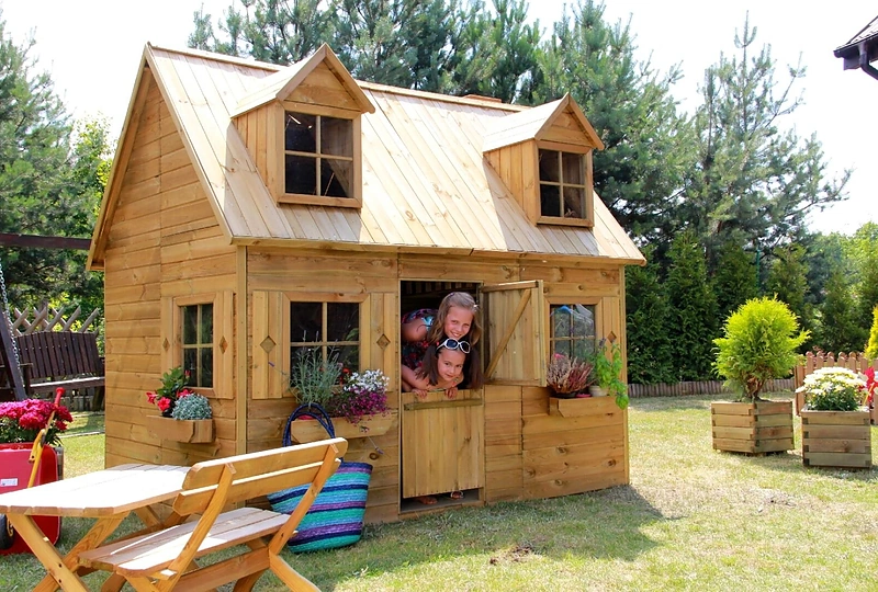 Vaikų žaidimo nameliai – ir pramoga, ir nauda