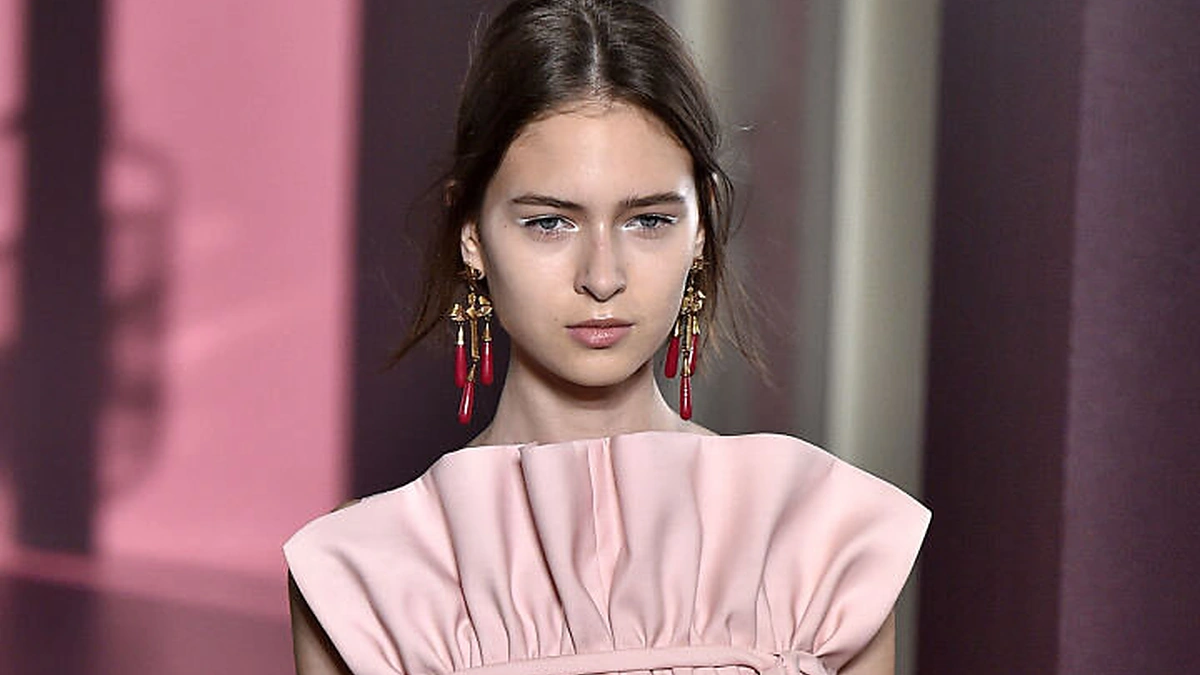 „Valentino“ ruduo/žiema, 17/18