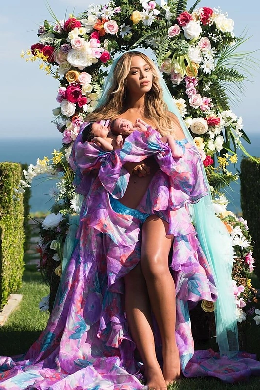 Beyonce su dvyniais