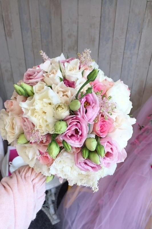 „Cukrinio kaspinėlio“ puokštės nuotakoms