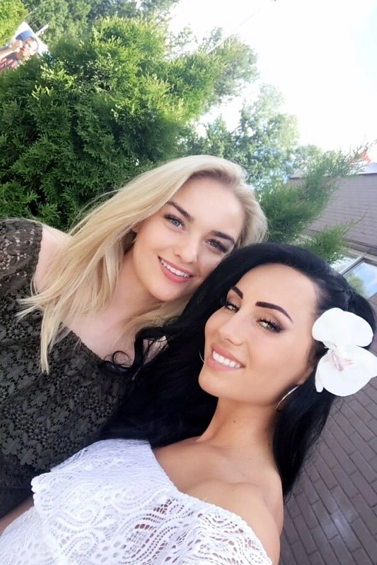 Gretos Lebedevos mergvakario akimirka