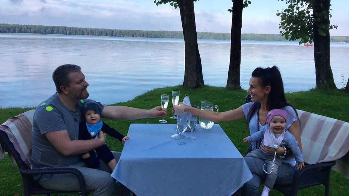 Katažina ir Deivydas Zvonkai mini santuokos metines