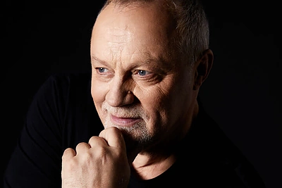 Po šešerių metų pertraukos Gytis Paškevičius pristato naują dainą!