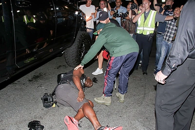 Justinas Bieberis Holivude partrenkė fotografą