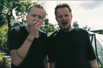 Mantas Katleris sukūrė nuotaikingą Monikos Pundziūtės vaizdo klipo parodiją