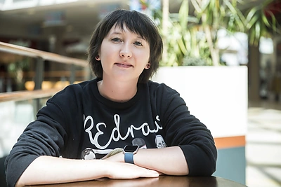 Mirė iliustratorė Riva Elmantė: „REdraw“ kūrėja žavėjo talentu ir meile laisvei