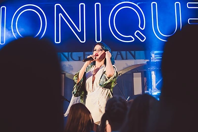 Monika Pundziūtė-Monique surengė pirmą savo solinį koncertą Kaune