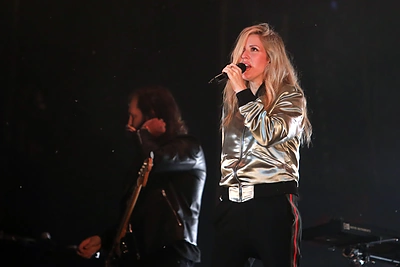 Ellie Goulding koncerto akimirka