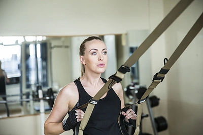 Baiba Skurstenė-Serdiukė sporto salės neužmiršo ir laukdamasi kūdikio