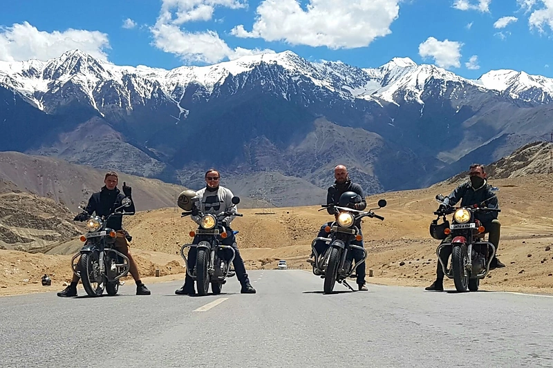 Laidų vedėjo Viktoro Jakovlevo kelionės po Indiją akimirka