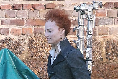 Margot Robbie įkūnijo karalienę Elizabeth I
