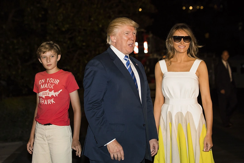 Pirmasis JAV sūnus, arba kaip Barronas Trumpas dar labiau atitolo nuo tėvo