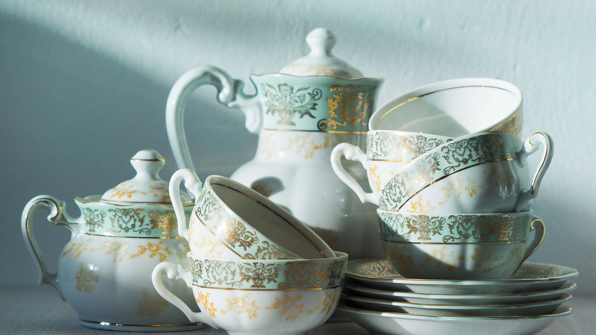 Senovinis močiutės servizas