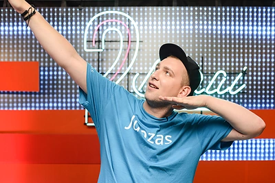 „2 Barų“ pusfinalis