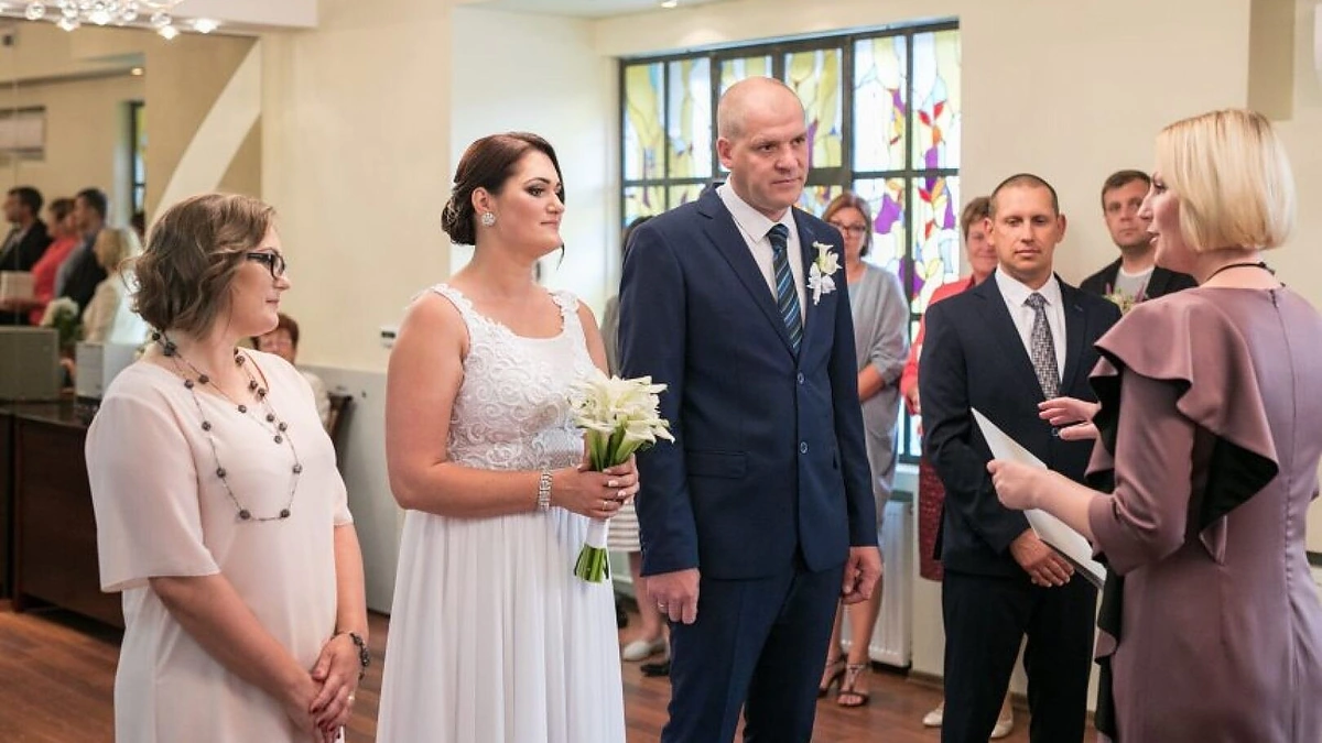 Krepšinio treneris Edvardas Žemgulis vedė Dovilę Mickutę