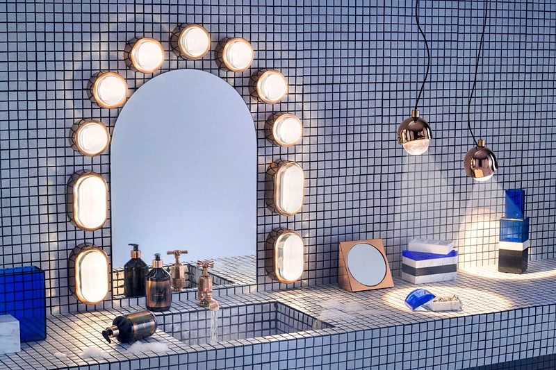 „Tom Dixon Lid“ vonios aksesuarai, salonas „Simetria“