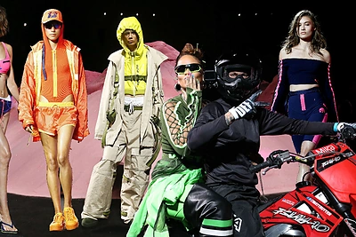 Spalvinga Rihannos kolekcija sužavėjo pasaulį. O ką apie ją mano lietuviai?