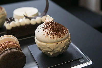 Žinomi žmonės penktadienio rytą neatsispyrė saldumynams