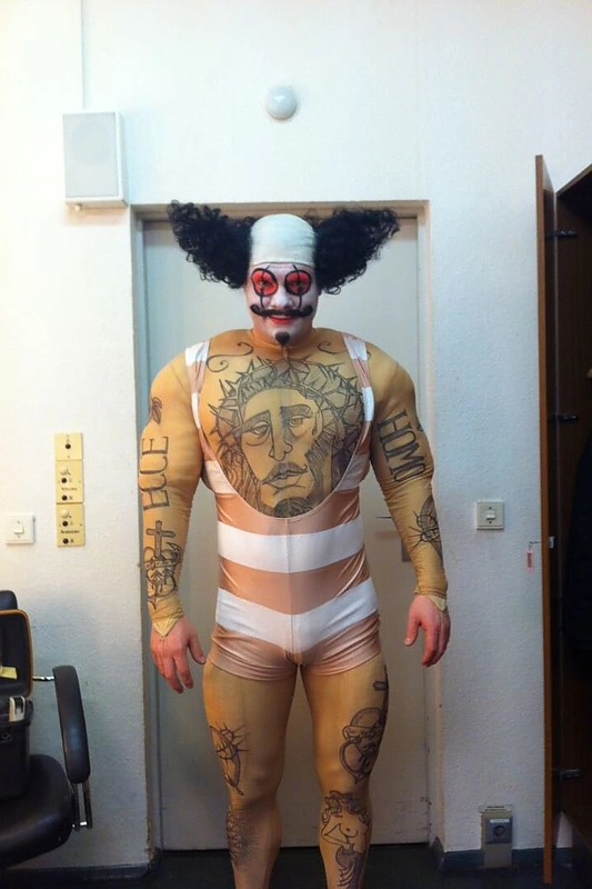 Dresdeno operos teatras. Almas Švilpa kaip Atletas iš operos „Lulu“