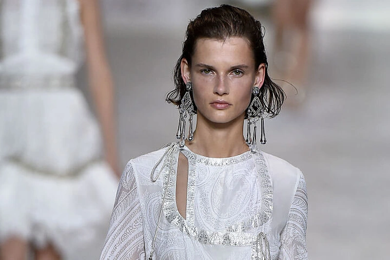 Per „Etro“ madų šou – ypatinga garbė lietuvių manekenei Giedrei Dukauskaitei