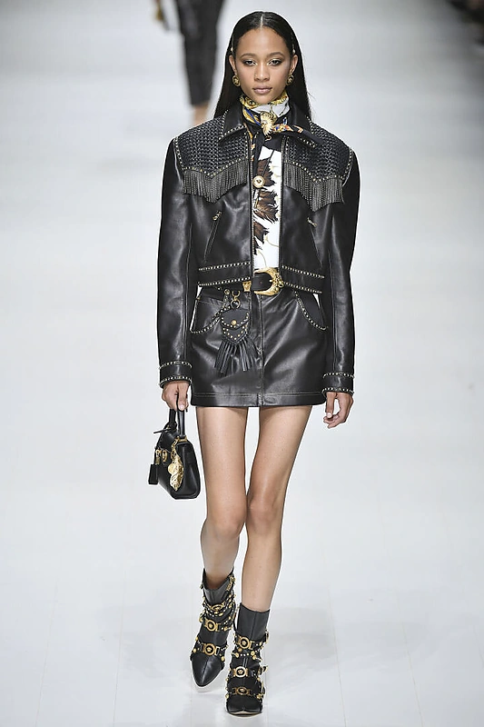 „Versace“ 2018-ųjų pavasaris ir vasara