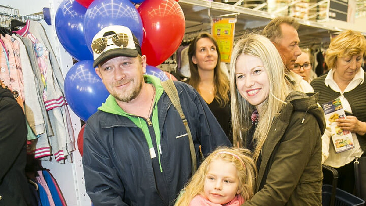 Maksas Melmanas su šeima