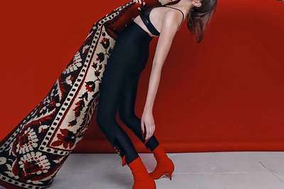 Prekės ženklo „Tegul bėga“ tamprių kolekcija