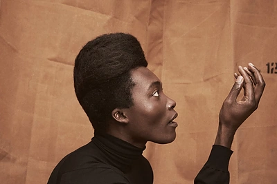 Benjaminas Clementine‘as: „Mes visi ateiviai ir svetimšaliai“