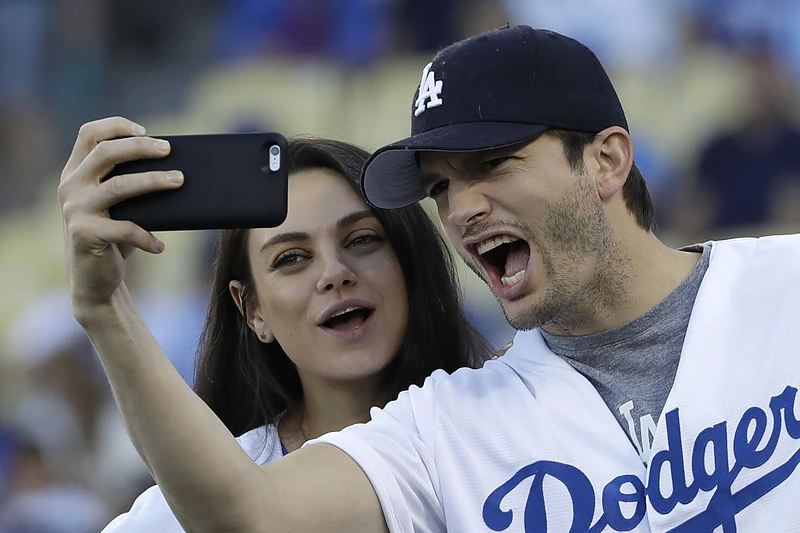 Mila Kunis ir Ashtonas Kutcheris