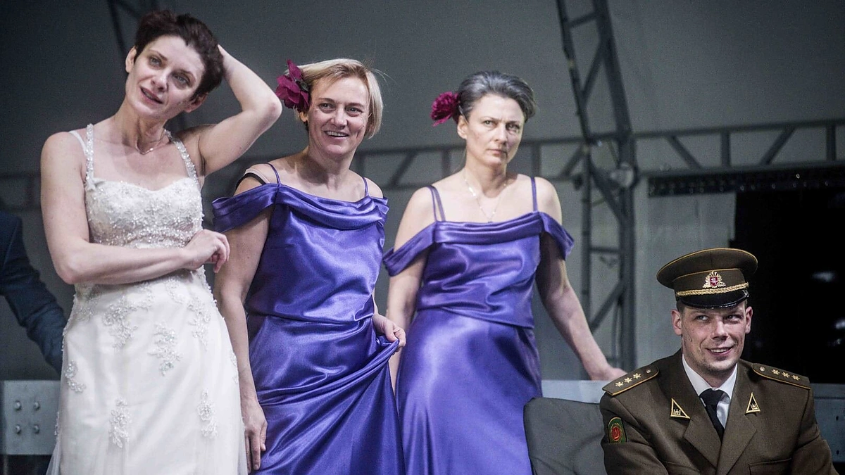 Spektaklio "Trys seserys" epizodai