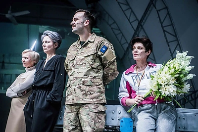 Spektaklio "Trys seserys" epizodai