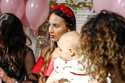 Gabrielės Rutkauskienės-Vašos dukters gimtadienio akimirka