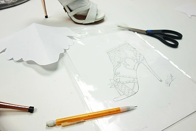 Debbie Wingham sukūrė brangiausius batelius pasaulyje