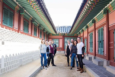 Martynas Levickis ir jo orkestras „Mikroorkéstra“ - Pietų Korėjoje