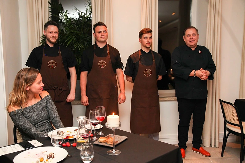 Roberto Ščesnavičiaus kurta vakarienė Birštono garbei