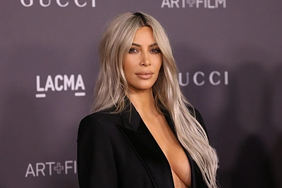 Kim Kardashian atskleidė, kodėl vaiko sutiktuvėse nedalyvavo pakaitinė motina