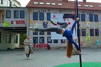 Šokių ant stulpo trenerė Ilona Radavičiūtė