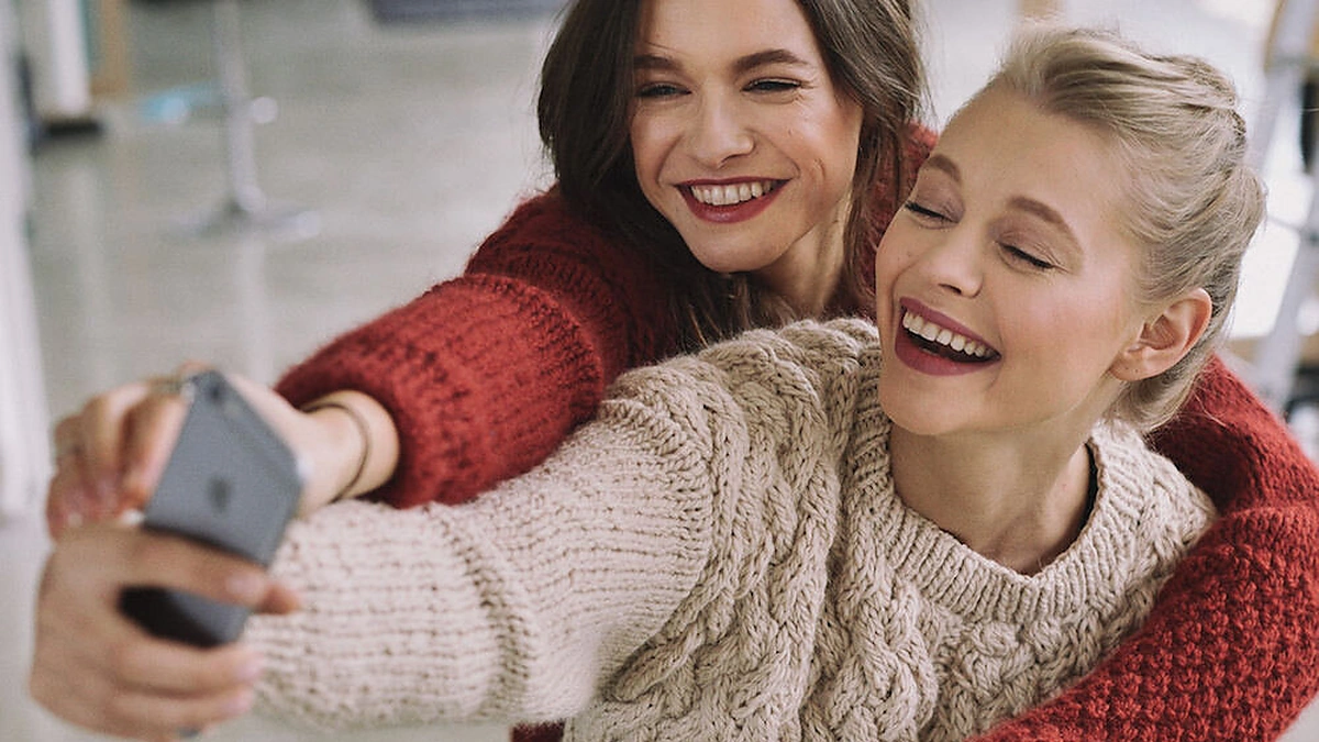 „The Knotty Ones“