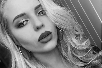 Skaudi netektis: iš balkono iškrito Juozo Statkevičiaus podiumu ėjęs modelis