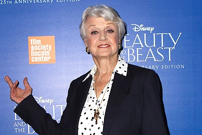 Detektyvę Džesiką Flečer vaidinusi ponia A. Lansbury apie seksualinį priekabiavimą turi savo nuomonę