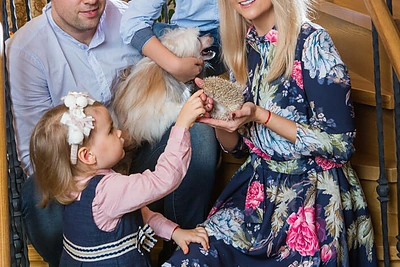 Lina Bražinskaitė-Tupikovskienė su šeima