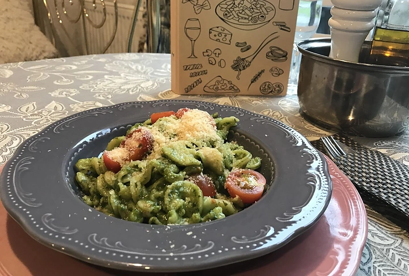 „Pietų pertrauka“ itališkai: „La Pasta“