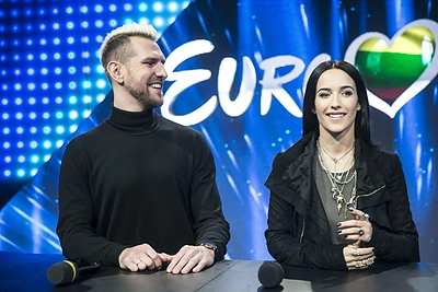 Nacionalinės „Eurovizijos“ atrankos vedėjai: į eterį grįžta Ugnė Skonsmanaitė