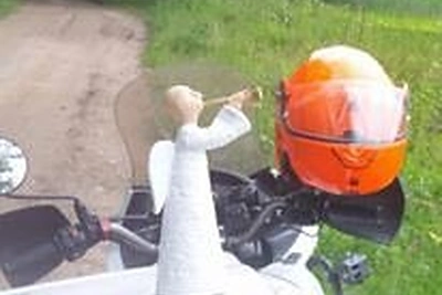Regina Laisvė Žemaitienė keliaudama motociklu sumanė kurti žvakes su angelų atvaizdais