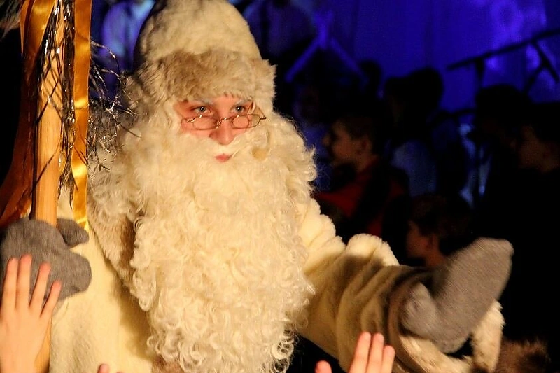 Spektaklis „Kaip katinėlis ir gaidelis Kalėdų ieškojo“.